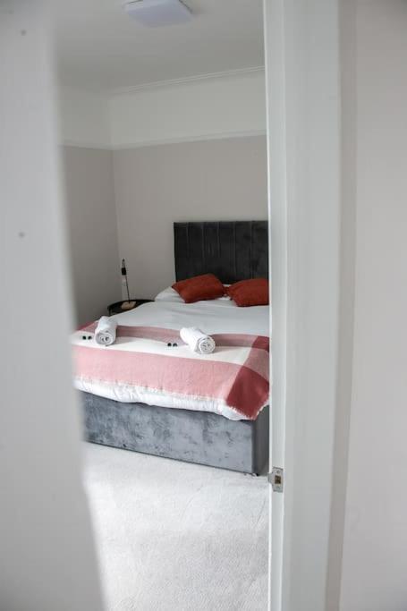 Coastal Haven In Leigh-On-Sea Lejlighed Southend-on-Sea Eksteriør billede