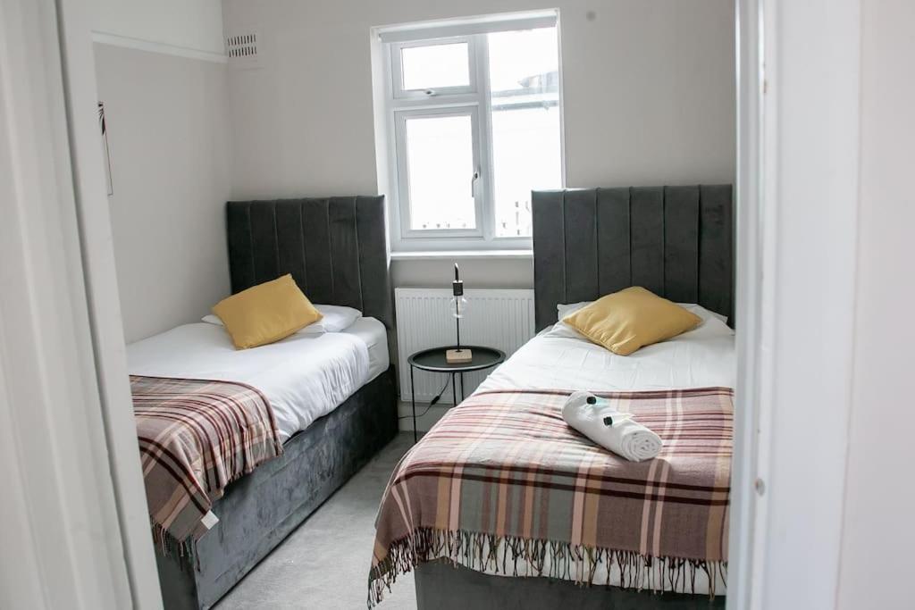 Coastal Haven In Leigh-On-Sea Lejlighed Southend-on-Sea Eksteriør billede